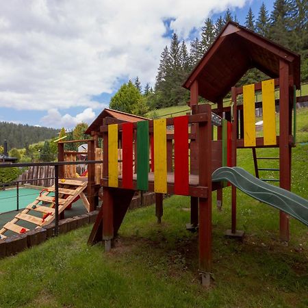 Wellness Rezort Janosikov Dvor Zazriva Exterior foto