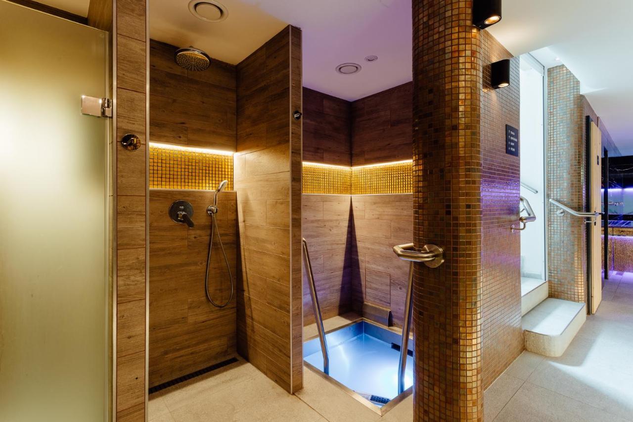 Wellness Rezort Janosikov Dvor Zazriva Exterior foto